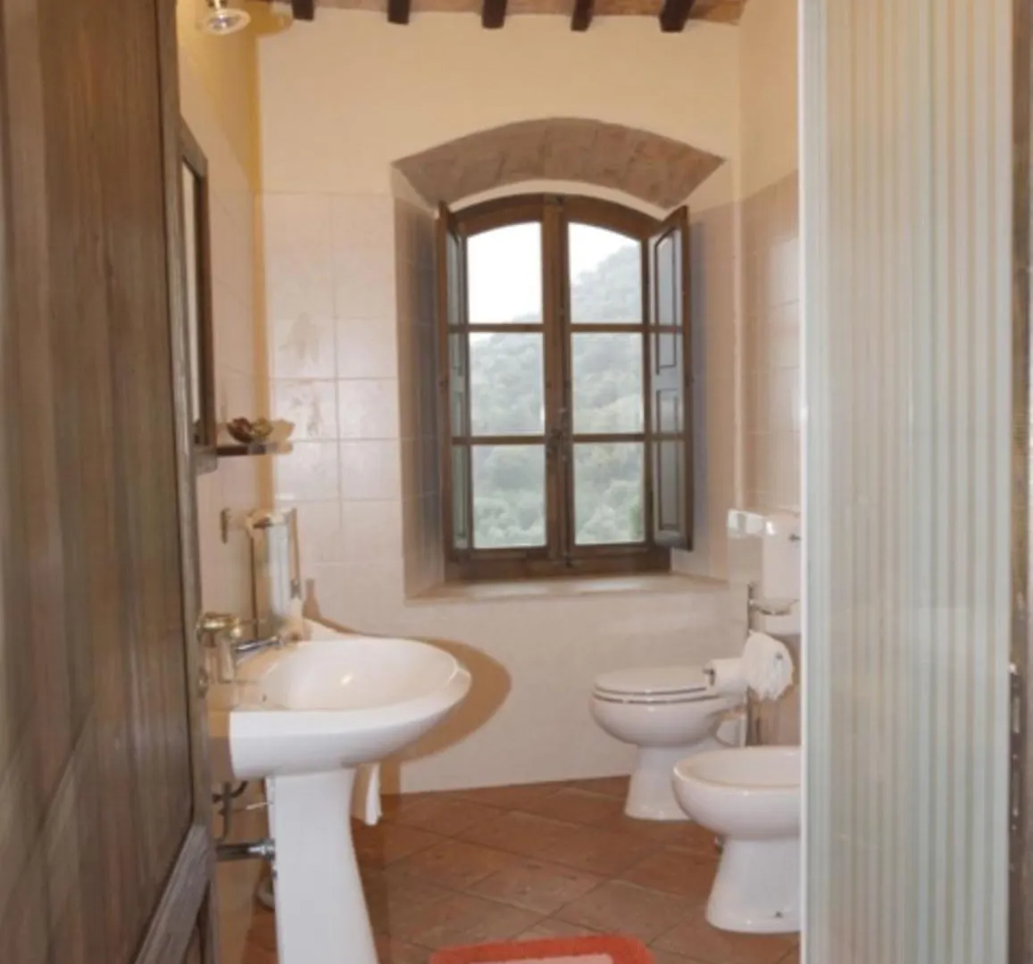 Montenero d'Orcia Your Relaxing Tuscan Getaway איטליה